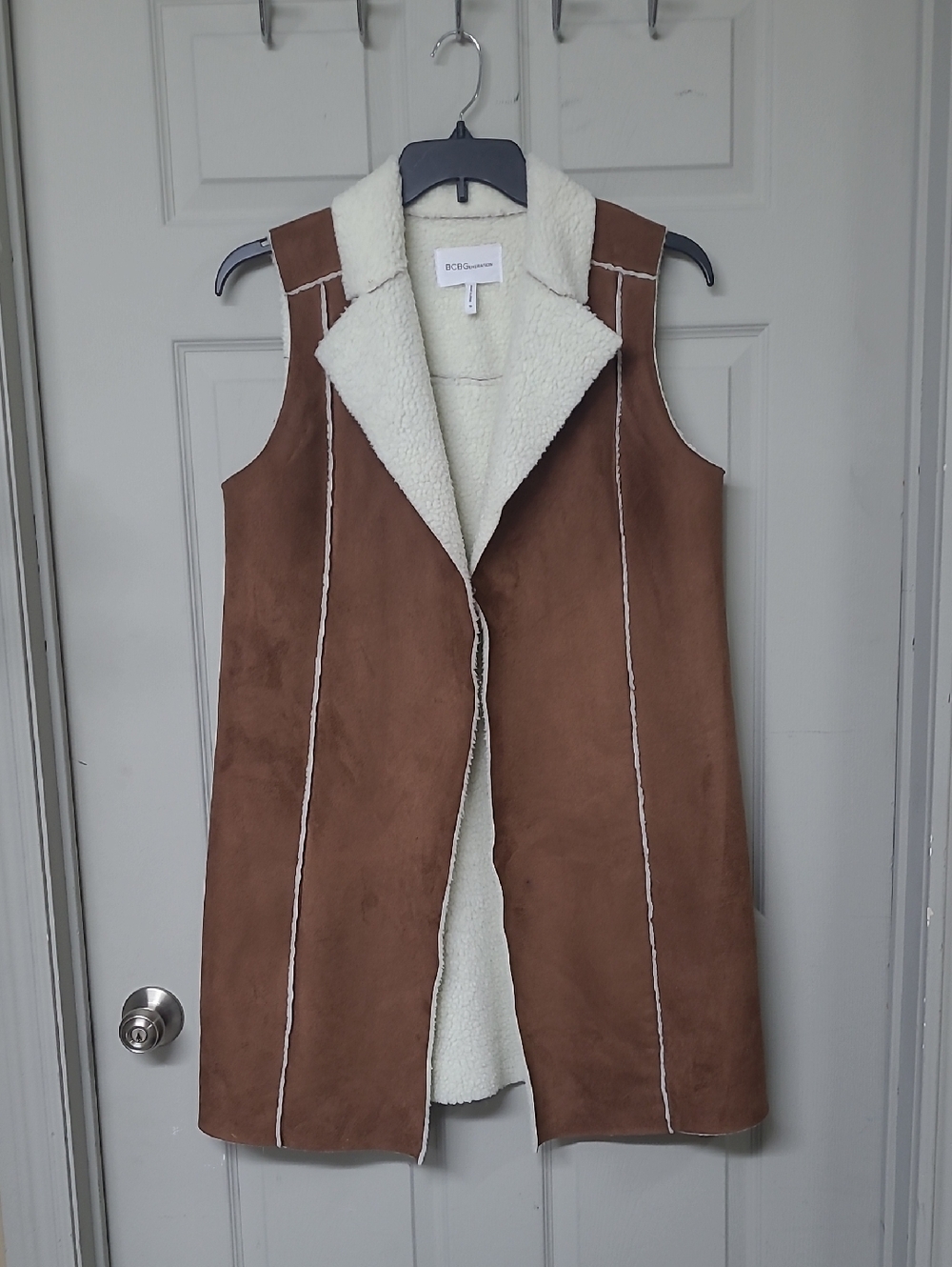 BCBGeneration Sherpa Knit Long Faux Suede Vest Cinnamon Medium GUC - Picture 4 of 11